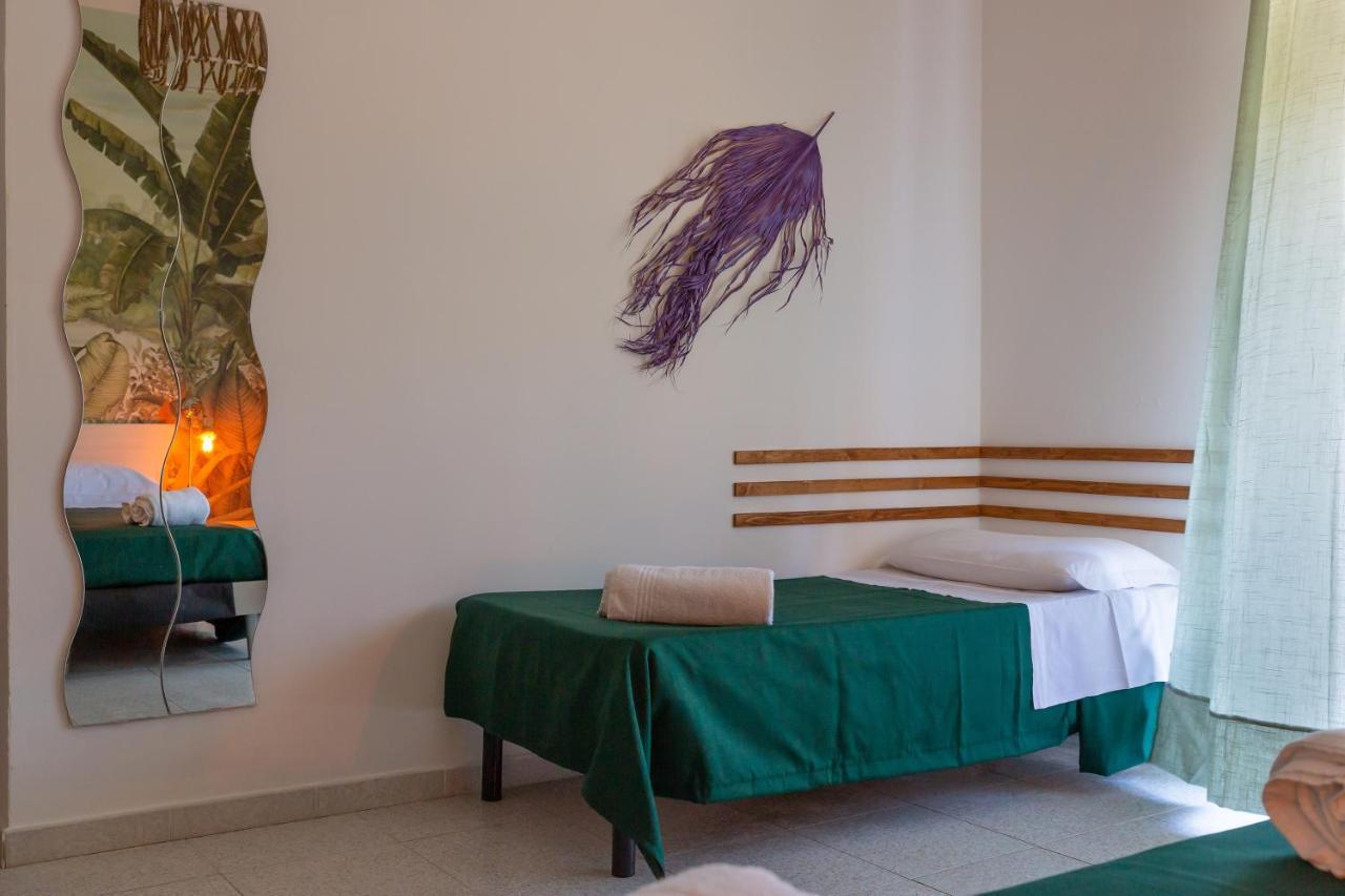 Anime Bed&Breakfast Syracuse Bagian luar foto