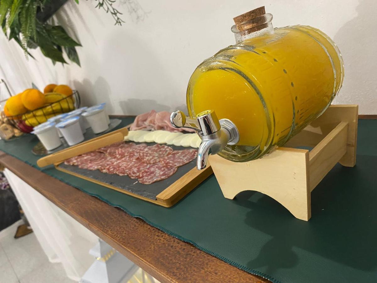 Anime Bed&Breakfast Syracuse Bagian luar foto